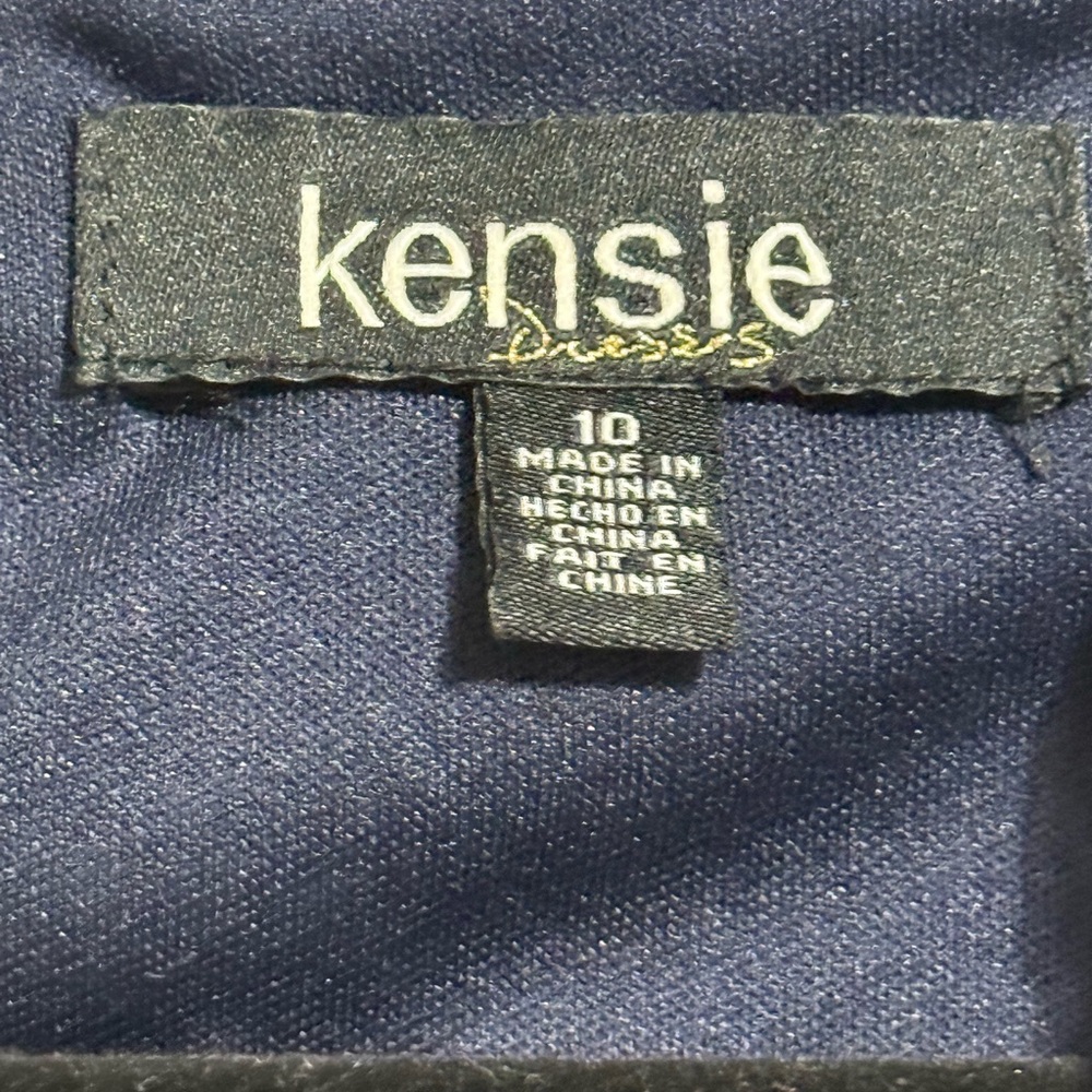 Kenzie Embroidered Dress - Picture 4 of 4